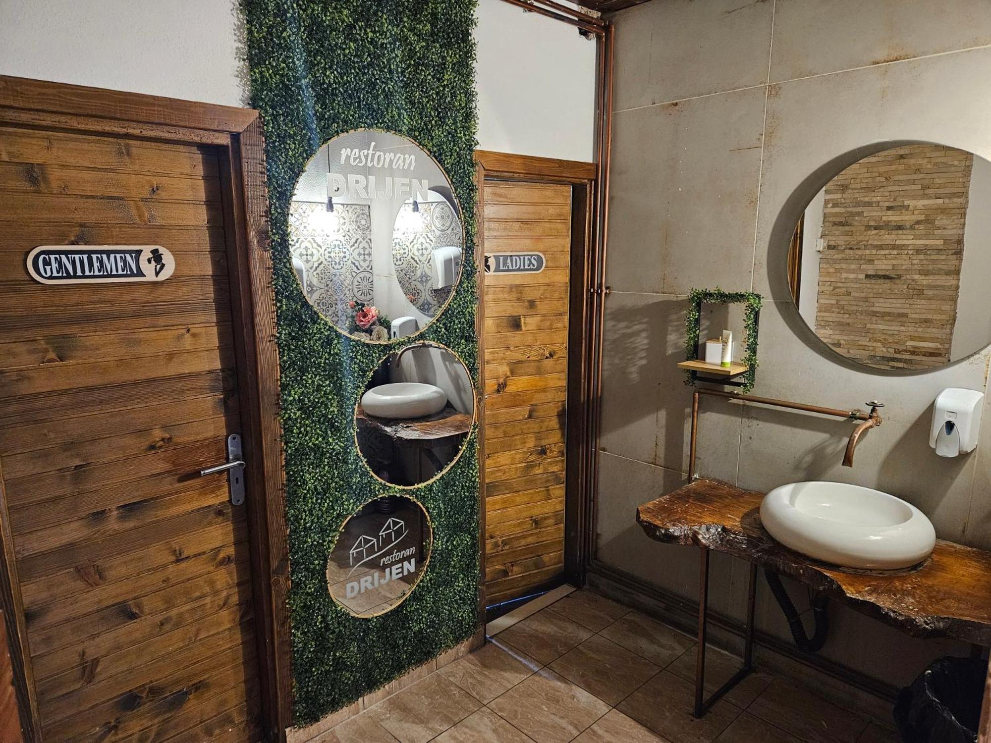 Apartmani Drijen Ravno Extérieur photo